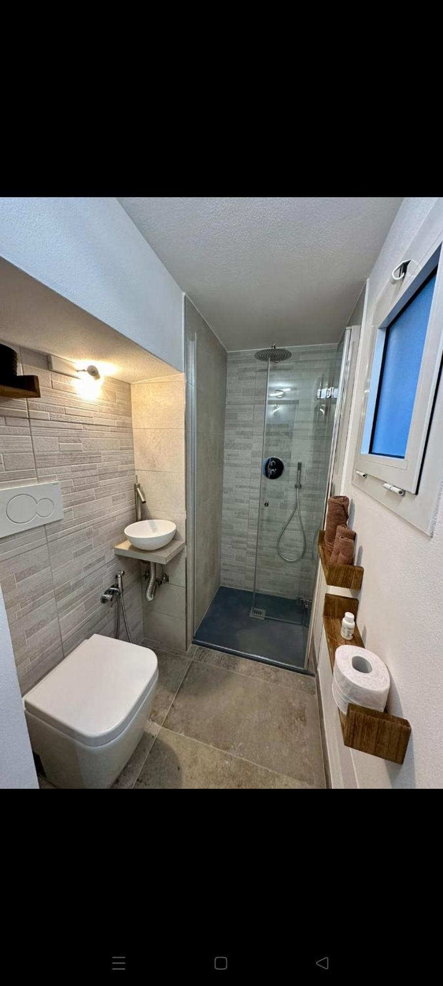 Koman House Savona Buitenkant foto